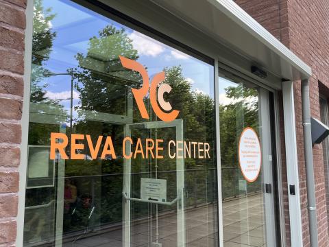 Nieuw logo voor het Reva Care Center 
